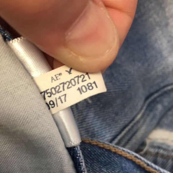 Amerian Eagle Mom Jeans Womens 6 Light/ Medium Wash Distressed Cotton Denim - Picture 15 of 15